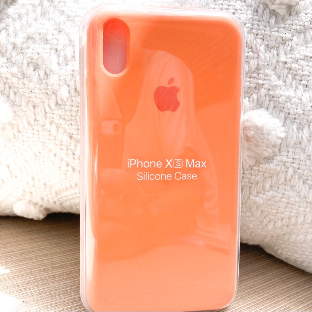 iPhone XS Max tangerine silicone case🆕